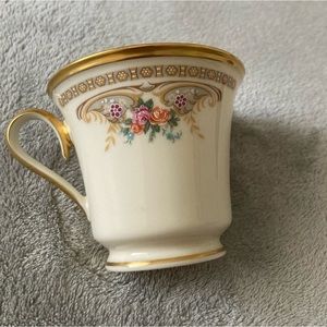 Lennox tea cup